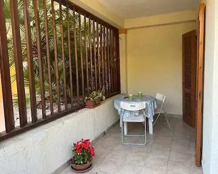 Isolarossa-apartments Casa Mariposa * איזולה רוסה
